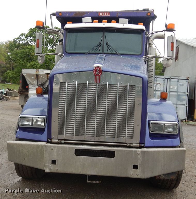 image for item DK1898 2006 Kenworth T800  dump truck