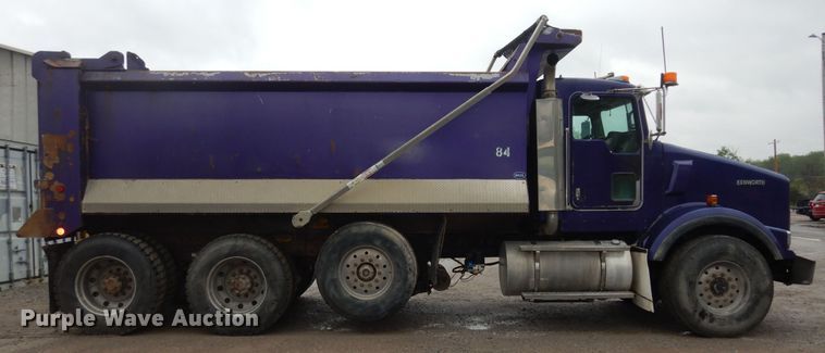 image for item DK1898 2006 Kenworth T800  dump truck