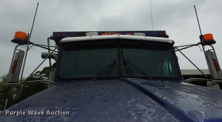 image for item DK1898 2006 Kenworth T800  dump truck