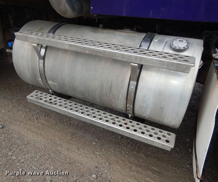 image for item DK1898 2006 Kenworth T800  dump truck