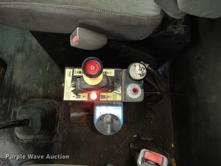 image for item DK1898 2006 Kenworth T800  dump truck