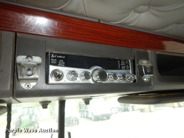 image for item DK1898 2006 Kenworth T800  dump truck