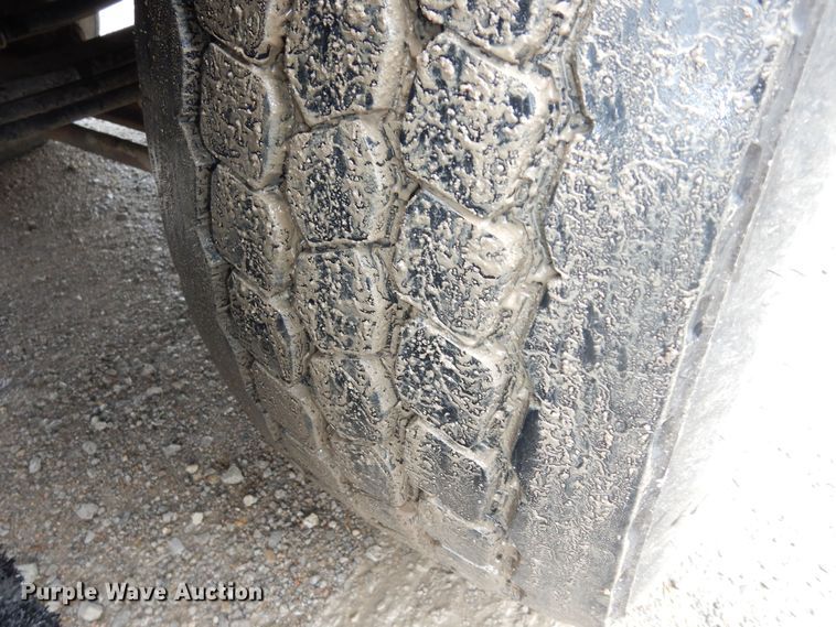 image for item DK1898 2006 Kenworth T800  dump truck