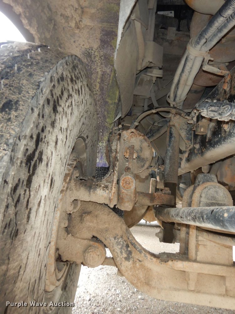 image for item DK1898 2006 Kenworth T800  dump truck