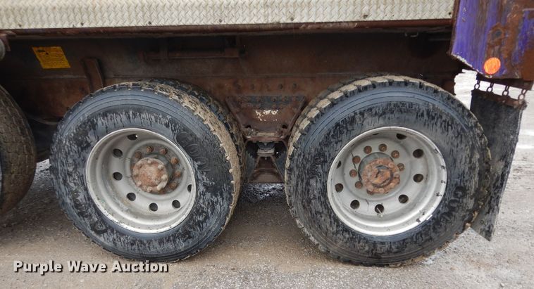 image for item DK1898 2006 Kenworth T800  dump truck