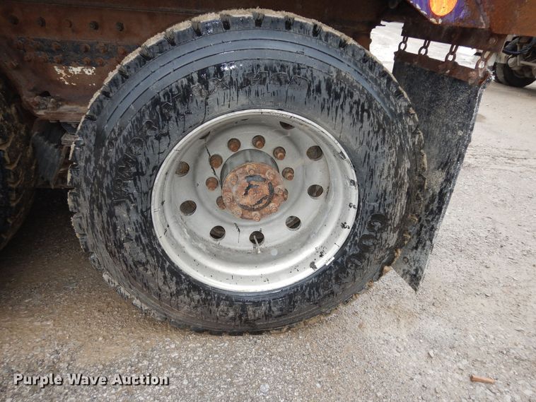 image for item DK1898 2006 Kenworth T800  dump truck