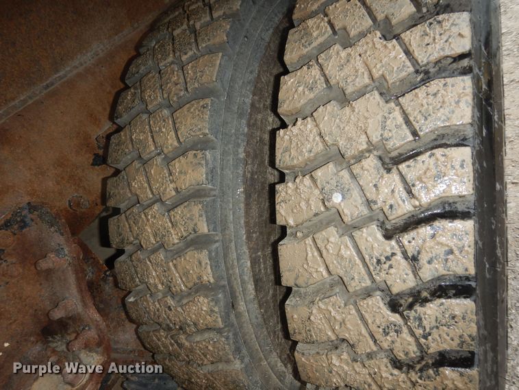 image for item DK1898 2006 Kenworth T800  dump truck