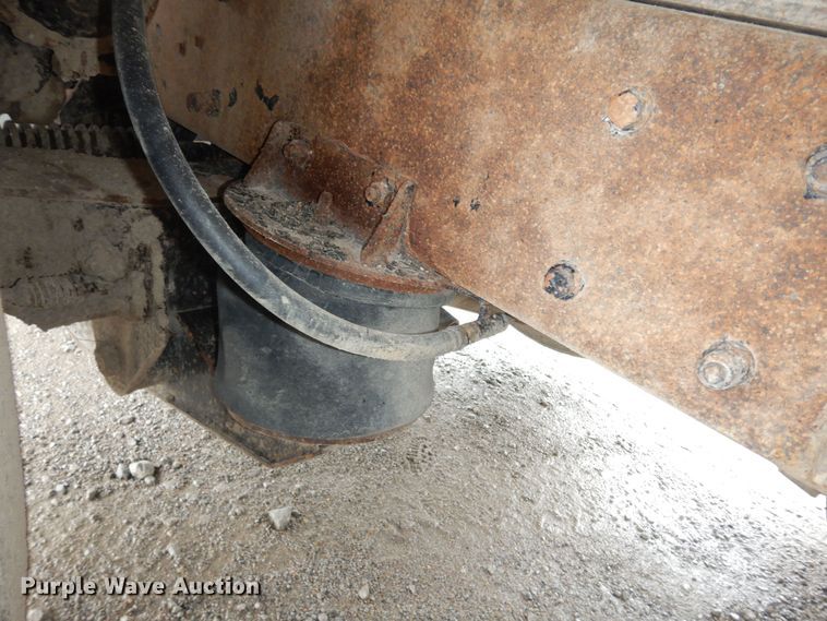 image for item DK1898 2006 Kenworth T800  dump truck