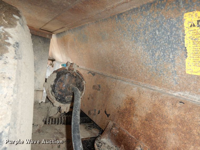 image for item DK1898 2006 Kenworth T800  dump truck