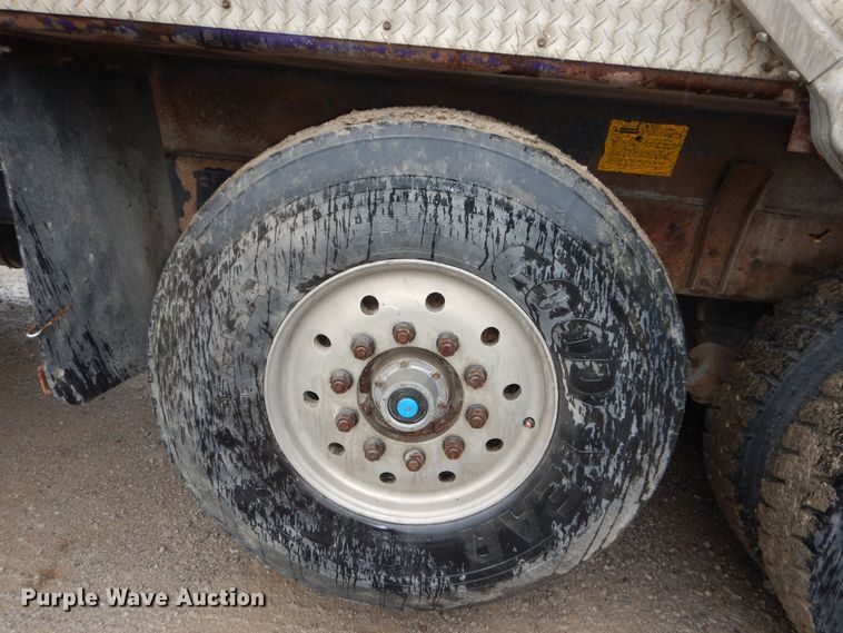 image for item DK1898 2006 Kenworth T800  dump truck