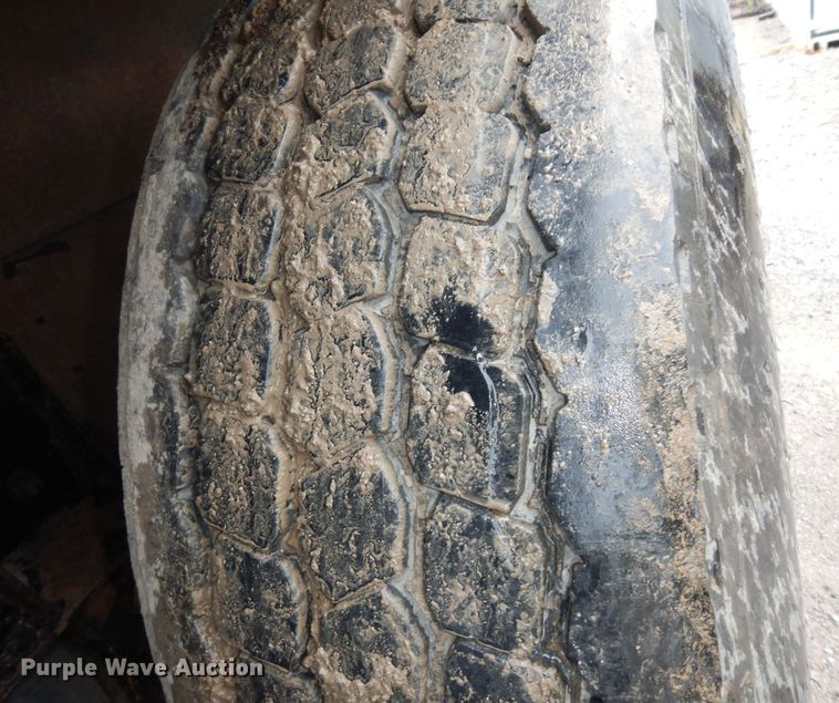 image for item DK1898 2006 Kenworth T800  dump truck