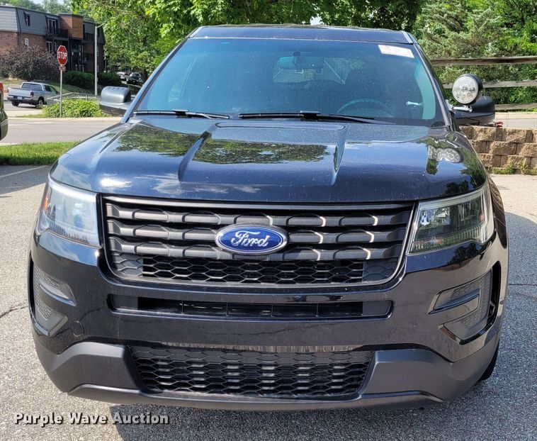 image for item DK1915 2017 Ford Explorer Police Interceptor  SUV