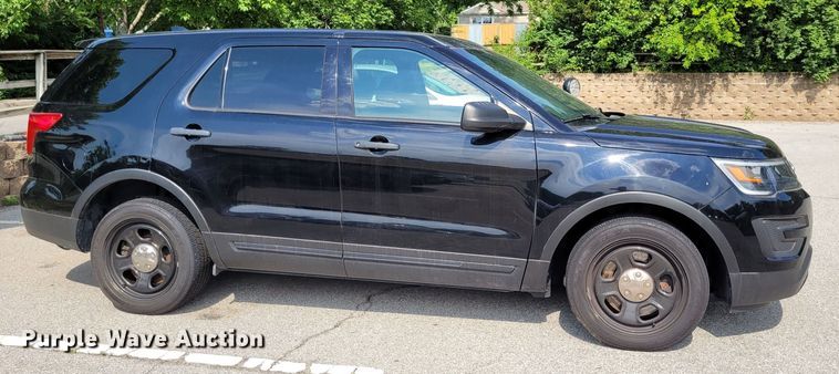 image for item DK1915 2017 Ford Explorer Police Interceptor  SUV