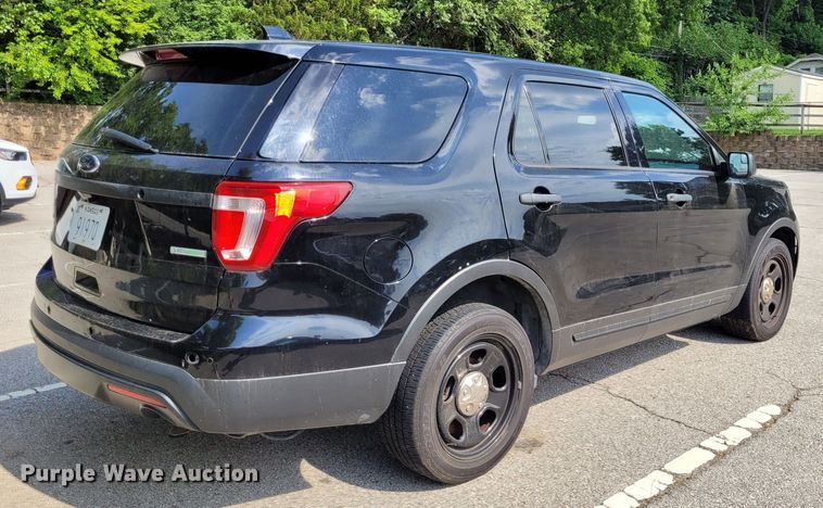 image for item DK1915 2017 Ford Explorer Police Interceptor  SUV