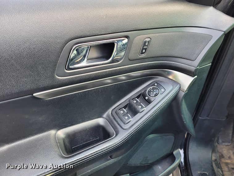 image for item DK1915 2017 Ford Explorer Police Interceptor  SUV