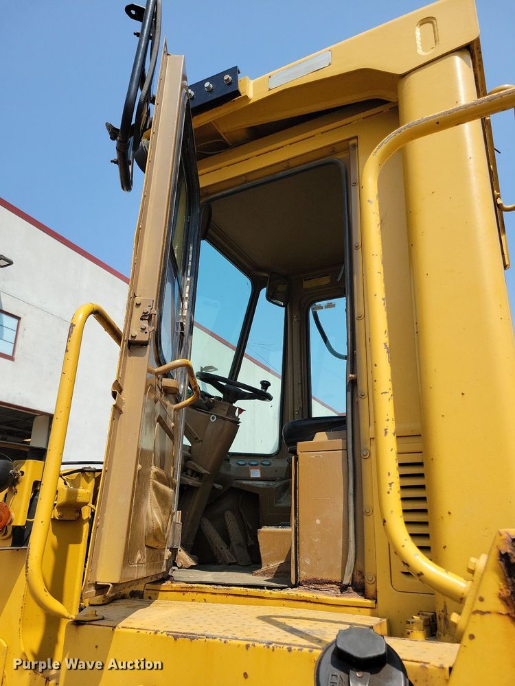 image for item DK5237 1988 Caterpillar 950B  wheel loader