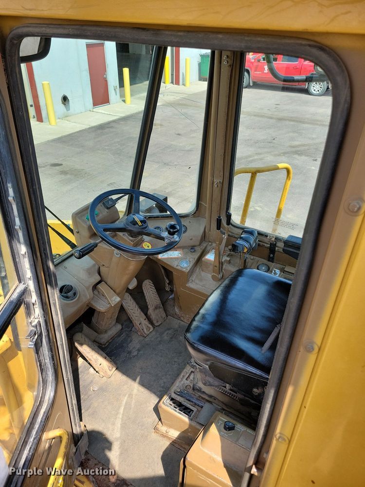 image for item DK5237 1988 Caterpillar 950B  wheel loader