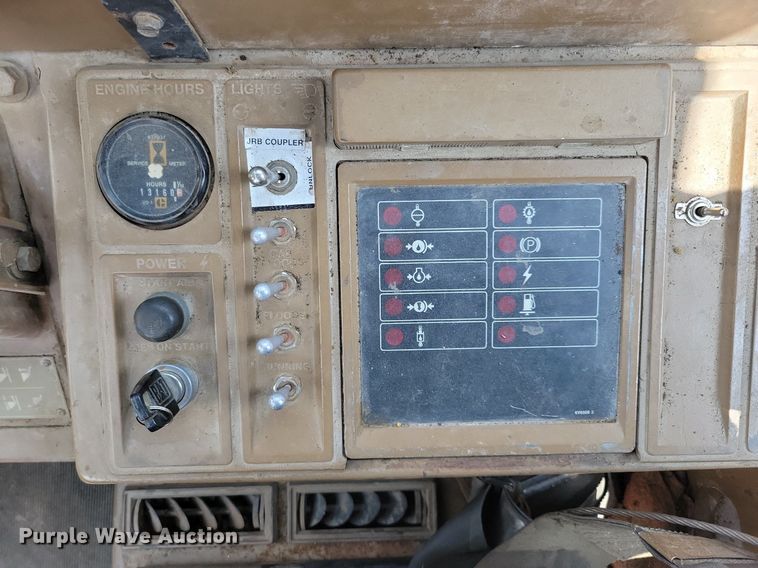 image for item DK5237 1988 Caterpillar 950B  wheel loader