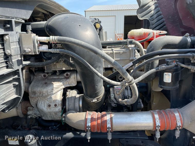 image for item DM0278 2015 Freightliner Cascadia 125  semi truck