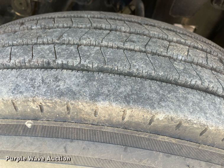 image for item DM0278 2015 Freightliner Cascadia 125  semi truck