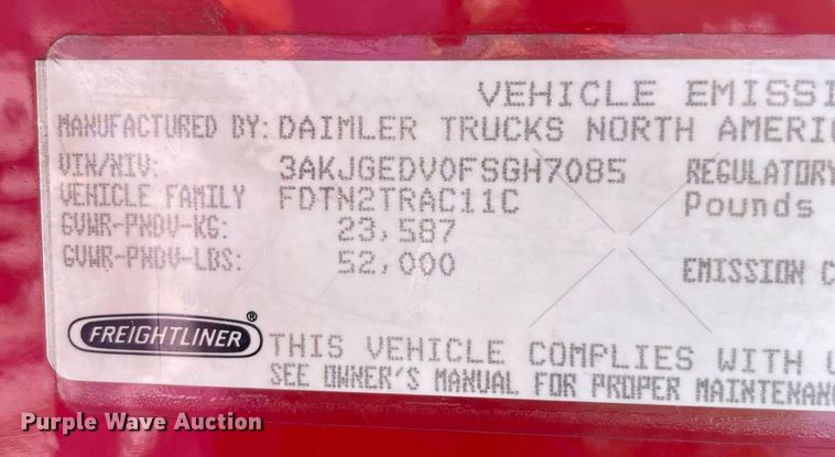 image for item DM0278 2015 Freightliner Cascadia 125  semi truck