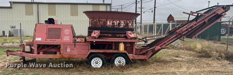 image for item DN3003 Morbark  tub grinder