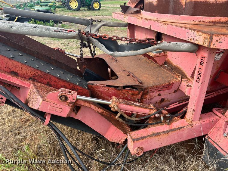 image for item DN3003 Morbark  tub grinder