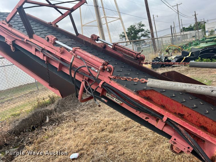 image for item DN3003 Morbark  tub grinder