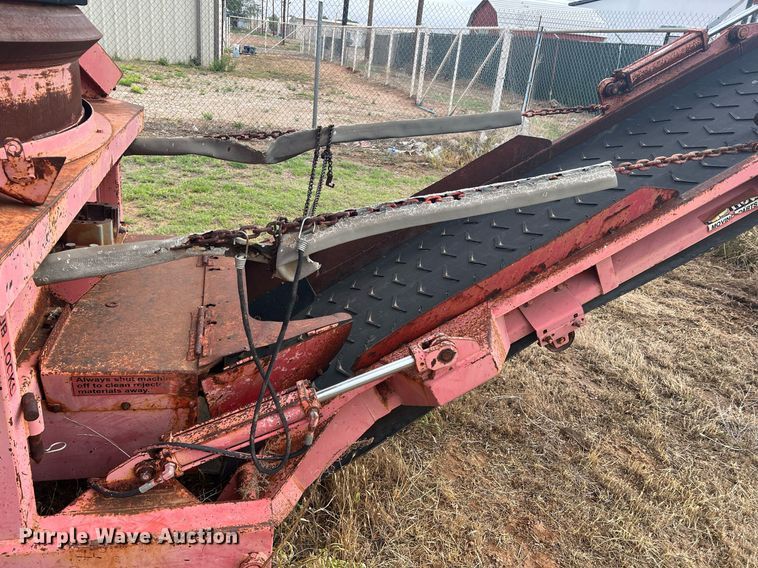 image for item DN3003 Morbark  tub grinder