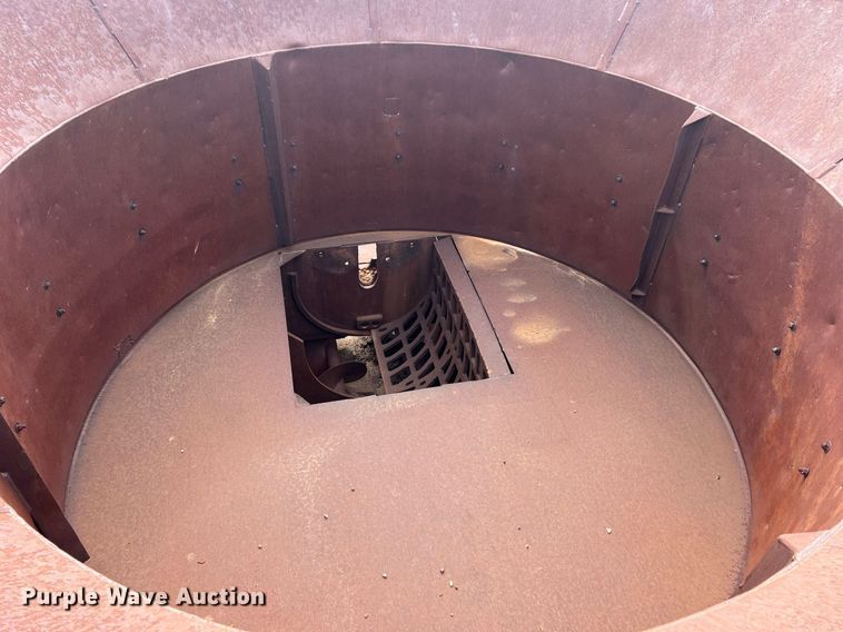 image for item DN3003 Morbark  tub grinder