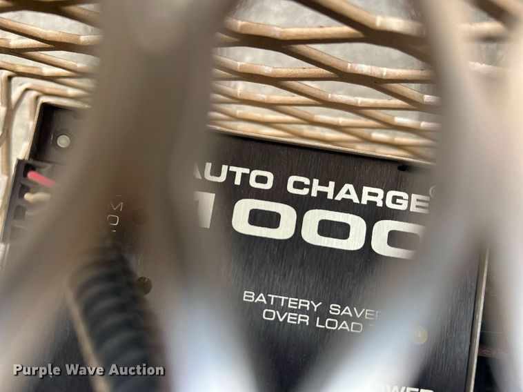 image for item DN3006 2000 Freightliner  ambulance