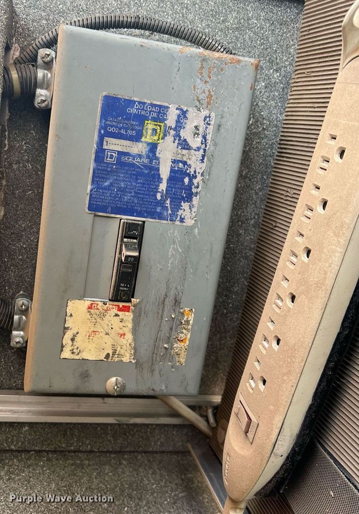 image for item DN3006 2000 Freightliner  ambulance