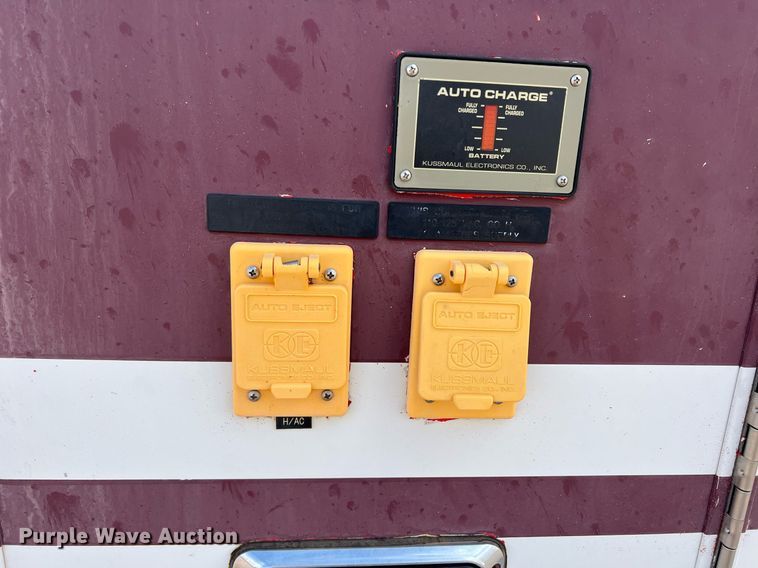 image for item DN3006 2000 Freightliner  ambulance