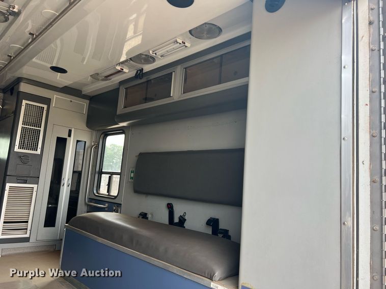 image for item DN3006 2000 Freightliner  ambulance