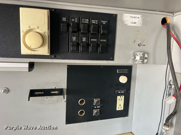 image for item DN3006 2000 Freightliner  ambulance