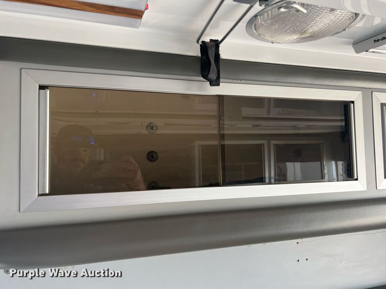 image for item DN3006 2000 Freightliner  ambulance