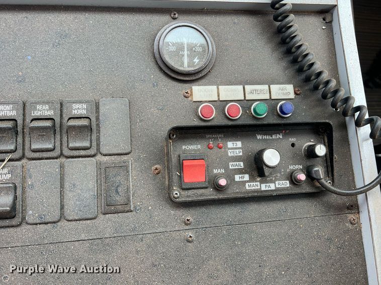 image for item DN3006 2000 Freightliner  ambulance