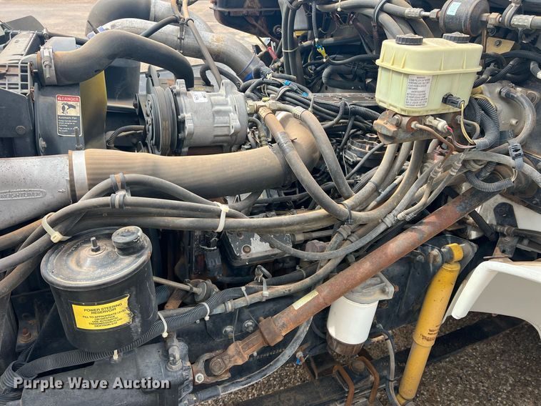 image for item DN3006 2000 Freightliner  ambulance