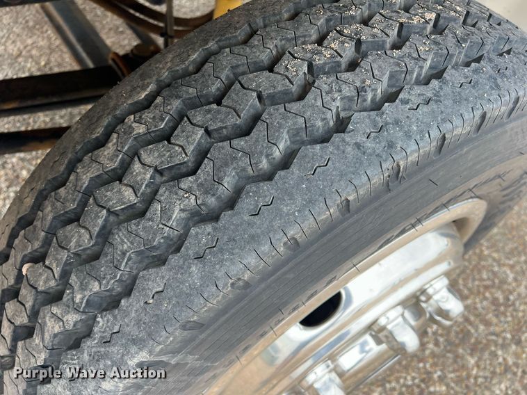 image for item DN3006 2000 Freightliner  ambulance