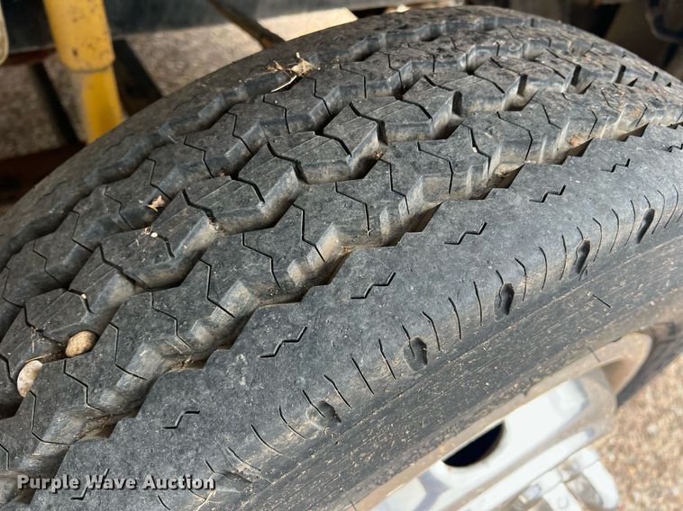 image for item DN3006 2000 Freightliner  ambulance