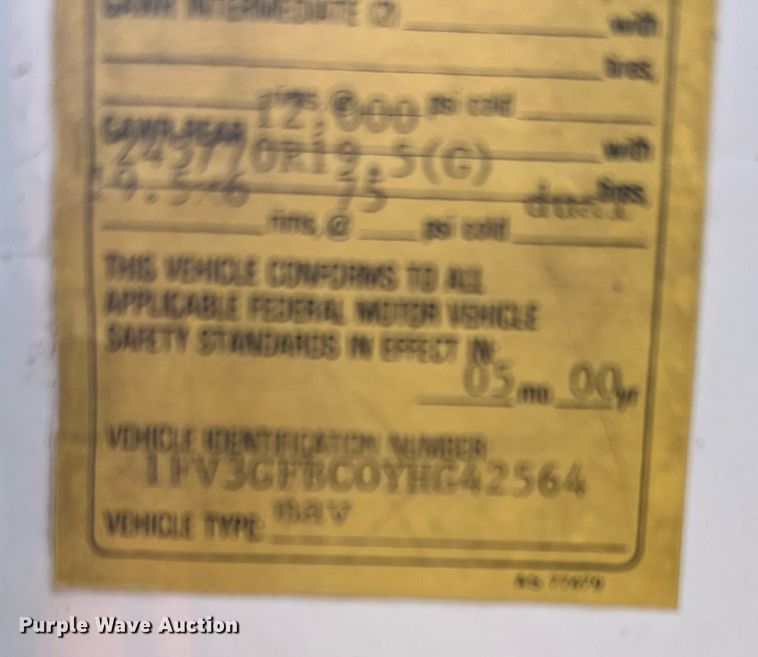 image for item DN3006 2000 Freightliner  ambulance