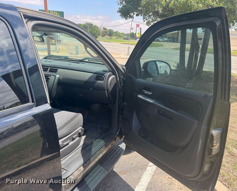 image for item DN3011 2014 Chevrolet Tahoe Police  SUV