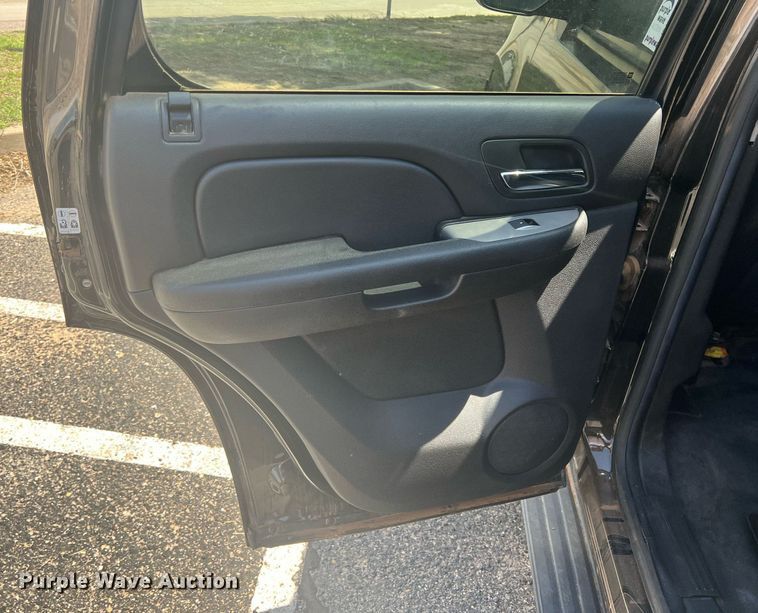 image for item DN3011 2014 Chevrolet Tahoe Police  SUV