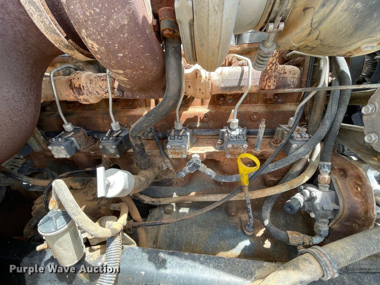 image for item DN4663 2000 Mack CH613  semi truck