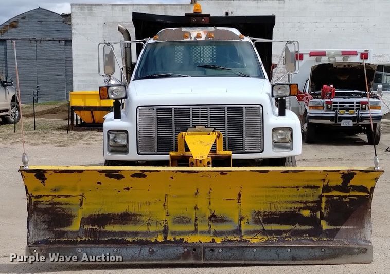 image for item DN6404 1994 Chevrolet Kodiak  dump truck