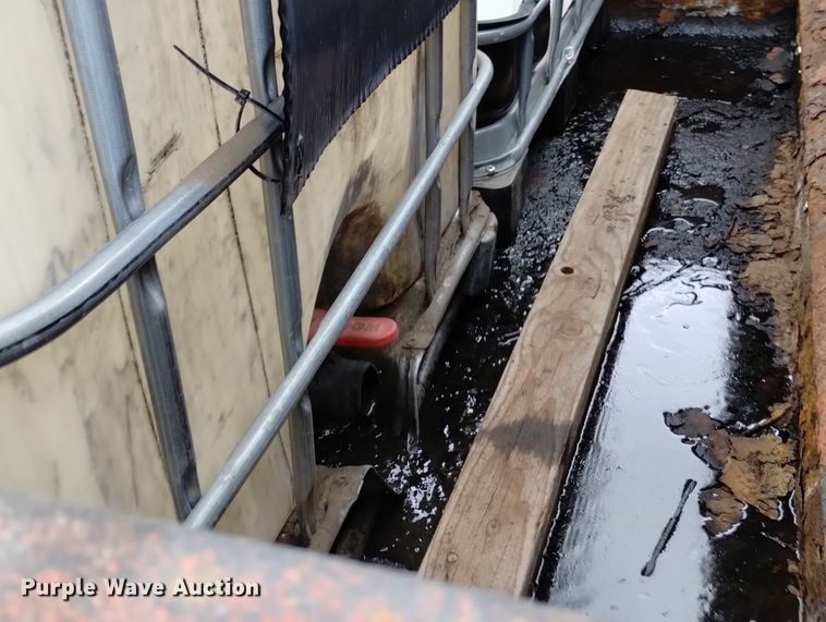 image for item DN6404 1994 Chevrolet Kodiak  dump truck