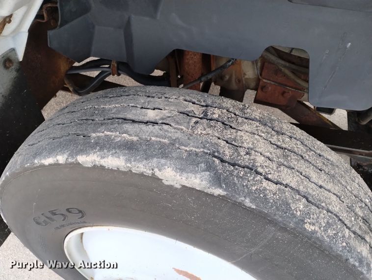 image for item DN6404 1994 Chevrolet Kodiak  dump truck