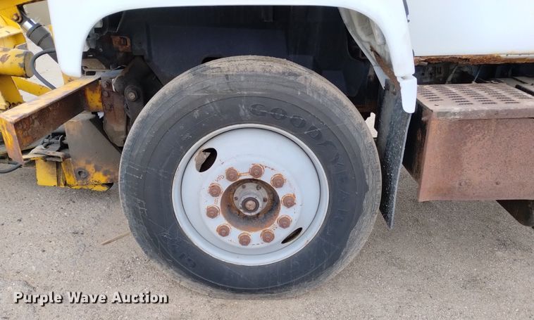 image for item DN6404 1994 Chevrolet Kodiak  dump truck