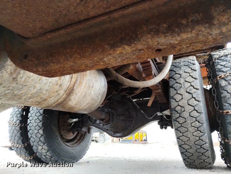 image for item DN6404 1994 Chevrolet Kodiak  dump truck