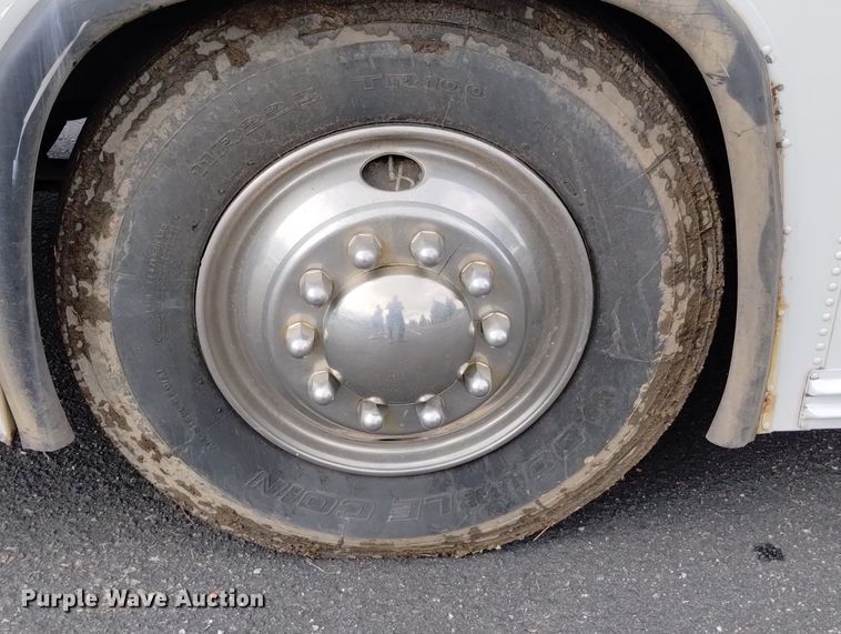 image for item DN6424 1999 Blue Bird  school bus